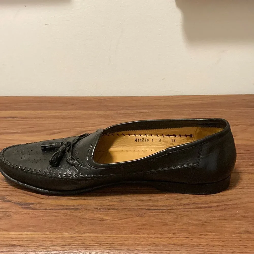 Santoni Mens Forester Black Kiltie Tassel Loafer Slip On Moccasin. Size 13 B.